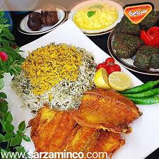  کوکو سبزی پلو با ماهی  